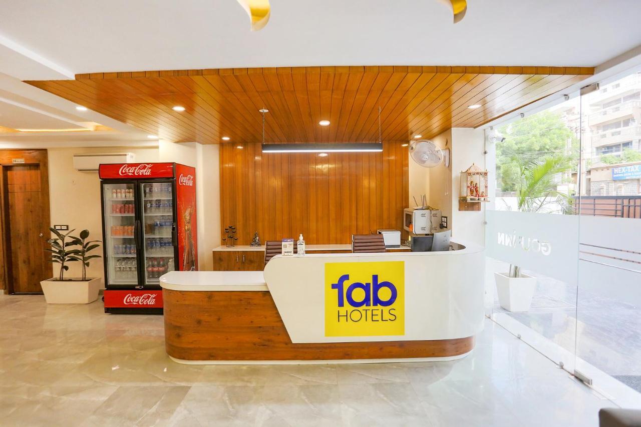 Fabhotel Golf Inn Golf Course Road Gurgaon Dış mekan fotoğraf